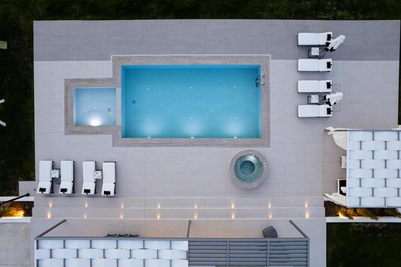 Alma Villa, 2000M2 Luxury Living, By Thinkvilla Angeliana  Екстер'єр фото