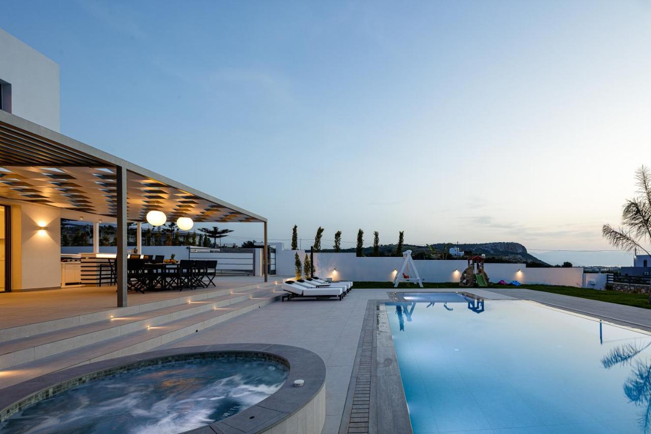 Alma Villa, 2000M2 Luxury Living, By Thinkvilla Angeliana  Екстер'єр фото