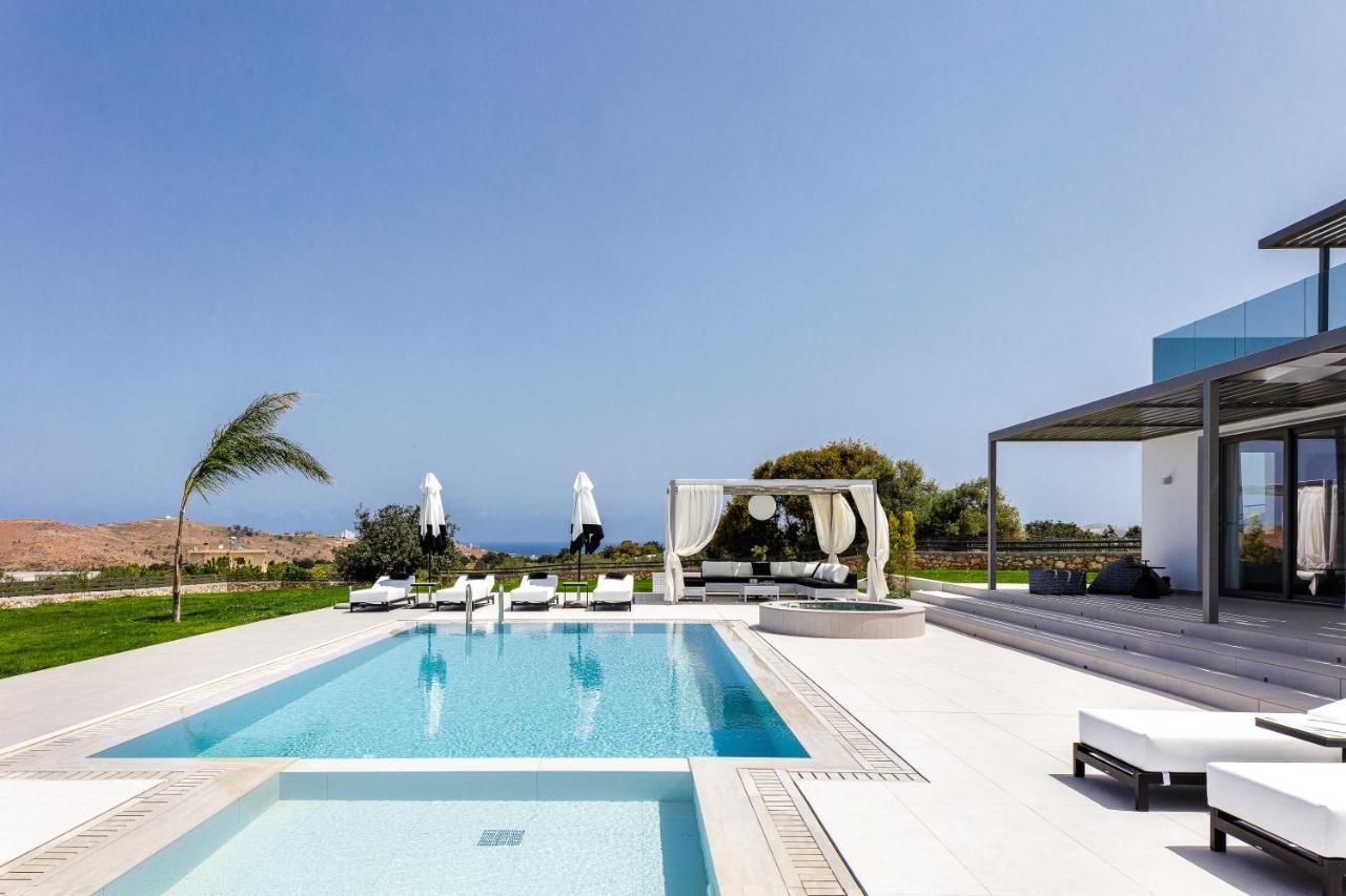 Alma Villa, 2000M2 Luxury Living, By Thinkvilla Angeliana  Екстер'єр фото