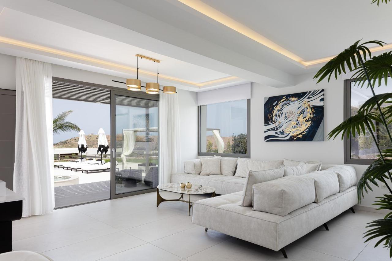 Alma Villa, 2000M2 Luxury Living, By Thinkvilla Angeliana  Екстер'єр фото